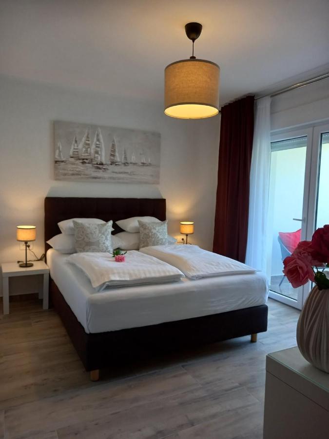 Garfild 1 Guest House 노비비노돌스키 외부 사진